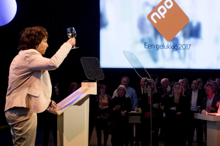 2017-01-12 19:01:23 HILVERSUM - Shula Rijxman tijdens de Nieuwjaarsreceptie van de Nederlandse Publieke Omroep (NPO). ANP KIPPA KOEN VAN WEEL