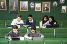 ‘Dit is gewoon onderwijs zoals onderwijs bedoeld is’