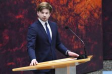 Forum is er op uit om Nikki Sterkenburg monddood te maken