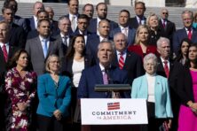 Republikeinse isolationisten bedreigen Amerikaanse militaire macht