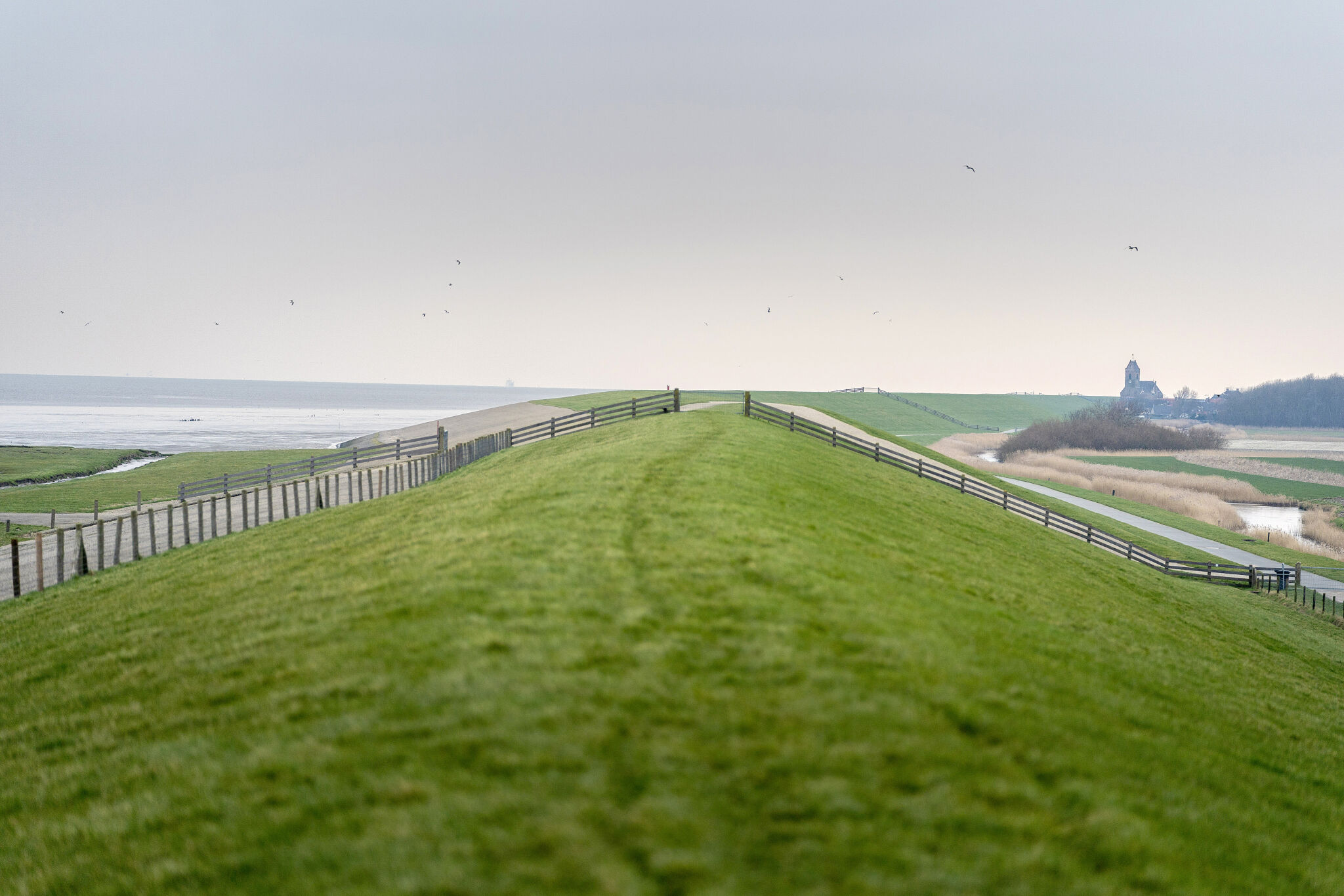 Friesland kijkt lijdzaam toe hoe gaswinning in Waddenzeegebied doorgaat