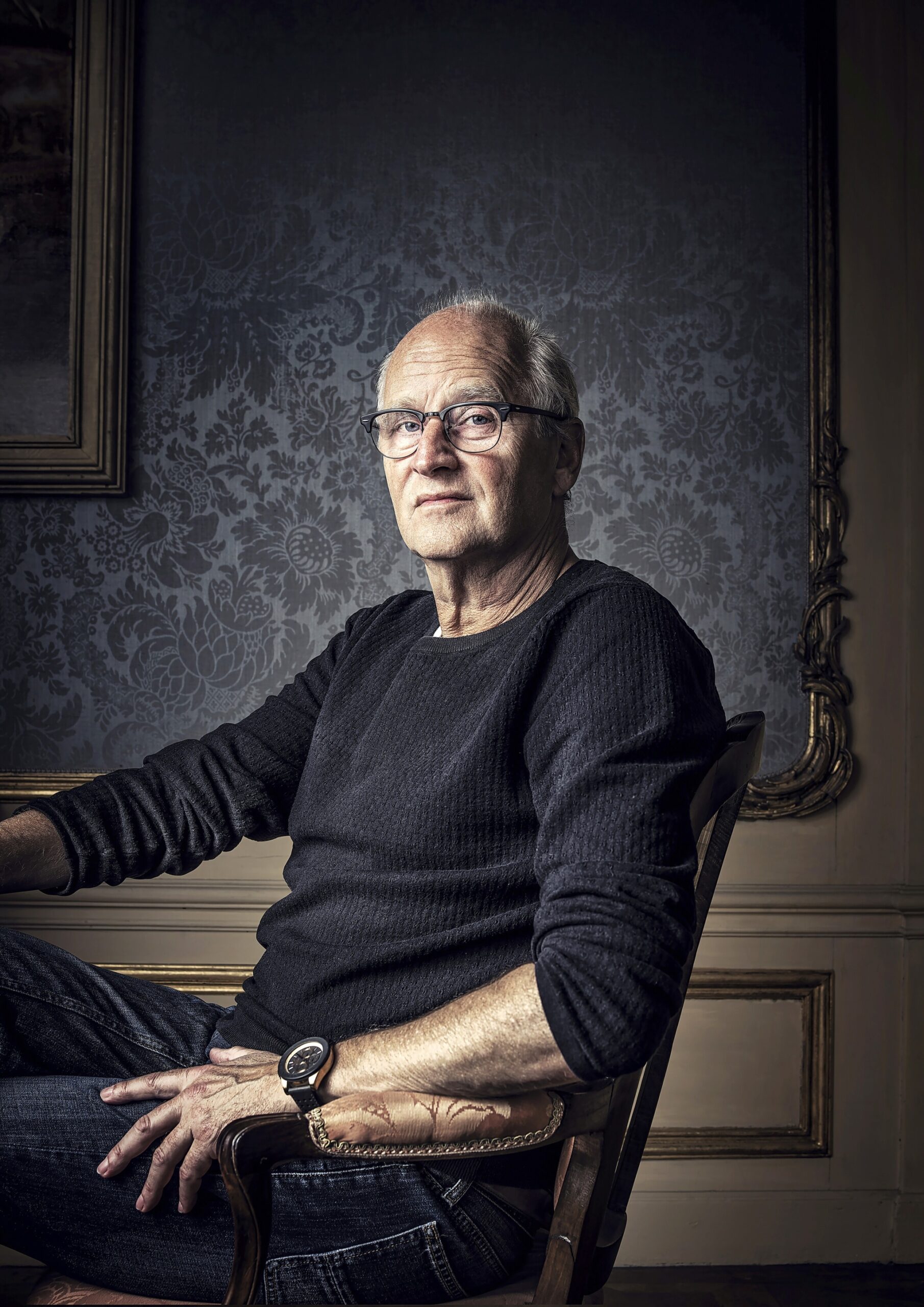 Ernstig zieke Herman Koch vertelt aanstekelijk over nietsdoen EW