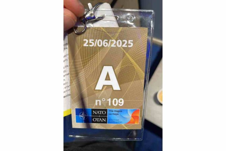 Een gouden ticket voor journalisten. (Foto: Nard Lodewijk)