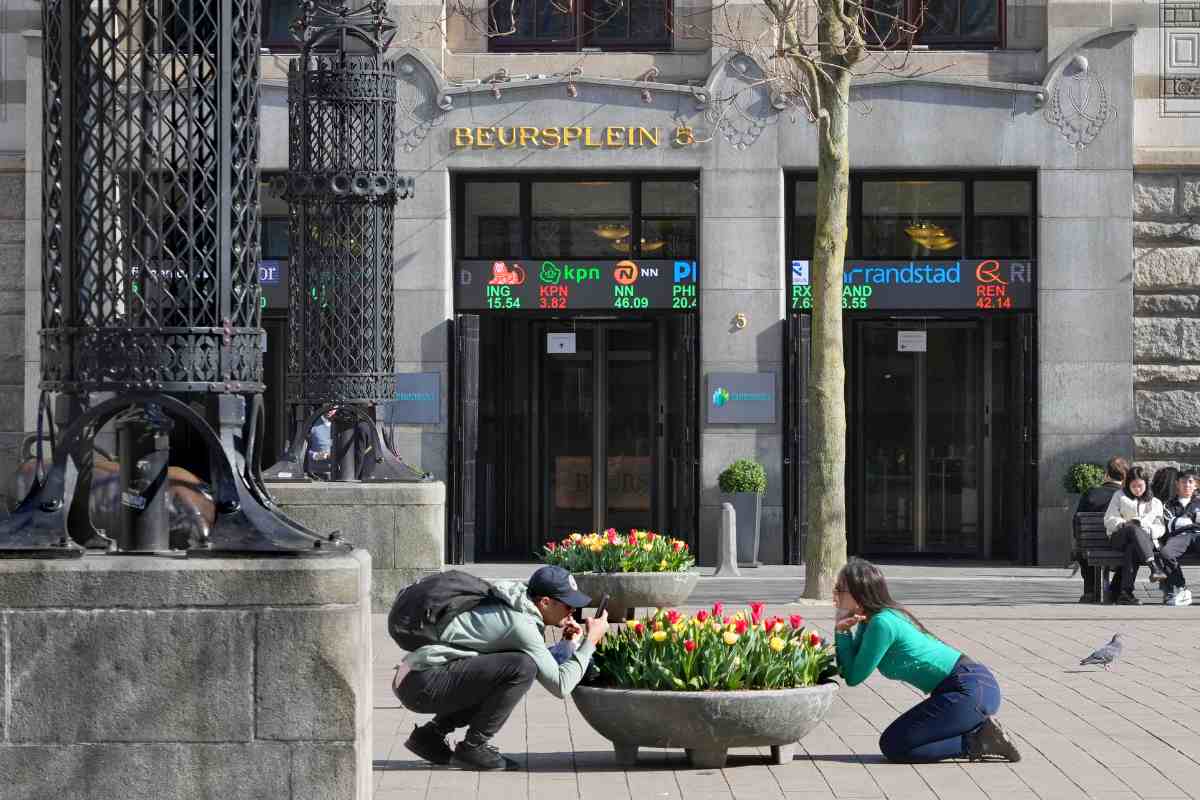 Nederlanders Beleggen Meer, Maar Europa Dringt Aan op Versnelling: Spaargeld Omzetten in Investeringen?