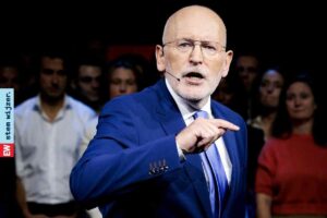 Partijleider Frans Timmermans op het GroenLinks-PvdA-congres.