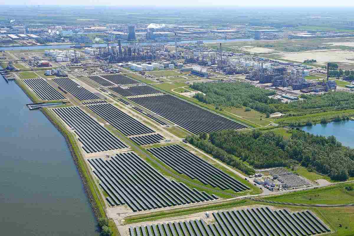 Waarom deze Shell-installatie de plasticindustrie op zijn kop kan zetten