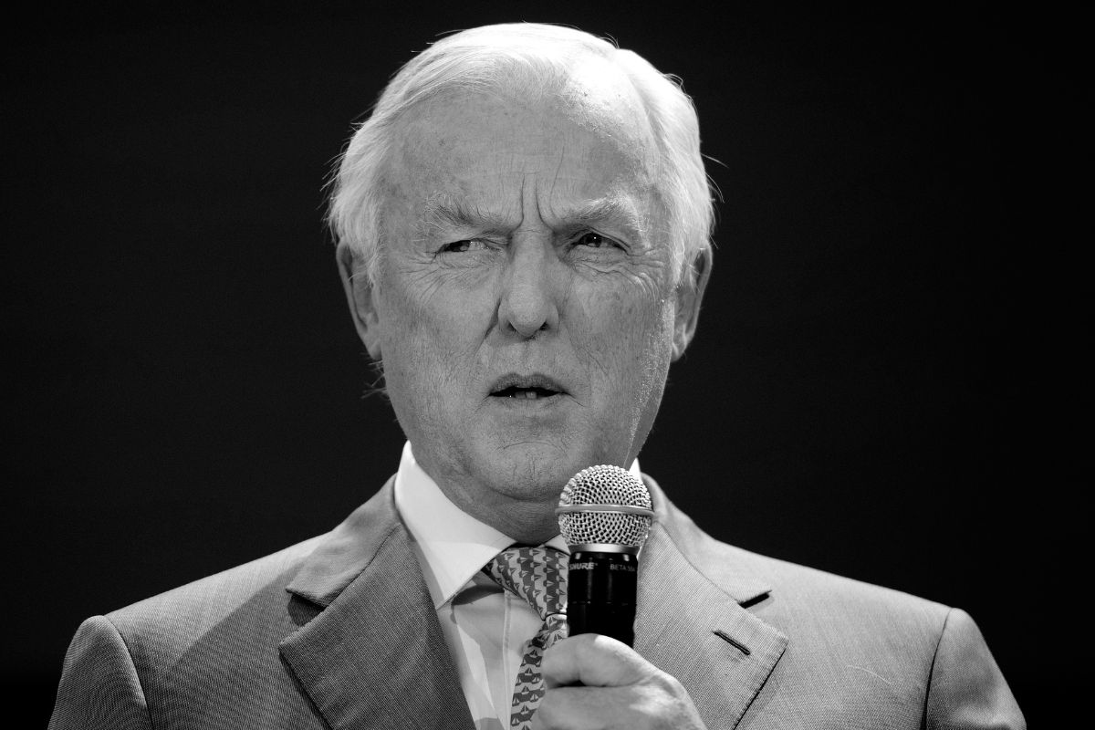 Ondernemer en rentmeester John Fentener van Vlissingen overleden