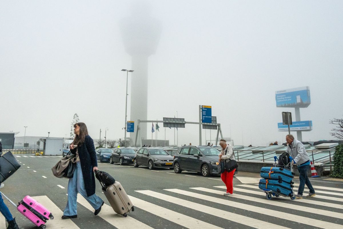 Wennink: verdere krimp Schiphol kan funest uitpakken