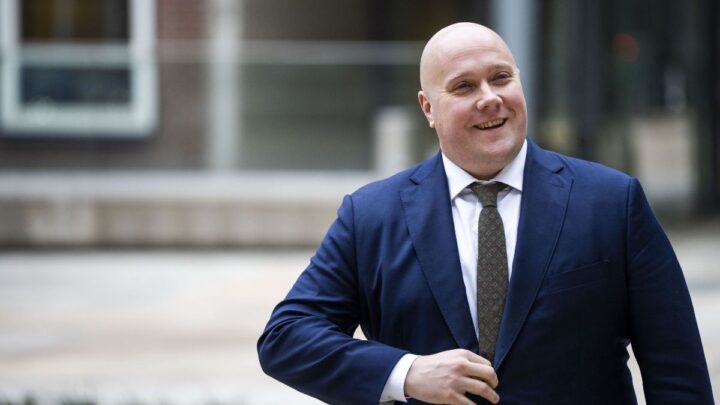 Thierry Aartsen, minister van Werk en Participatie (VVD)