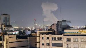 Rook in Teheran, Iran na Israëlische luchtaanvallen